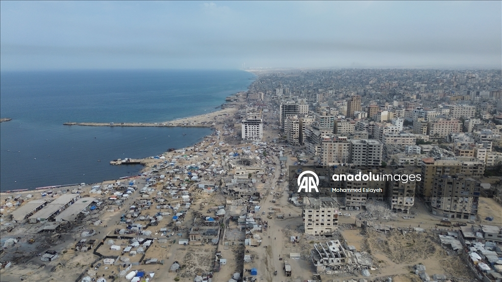 Geçmişte turistik bir yer olan Gazze Limanı günümüzde evleri yıkılan Filistinlilerin barınma alanı oldu