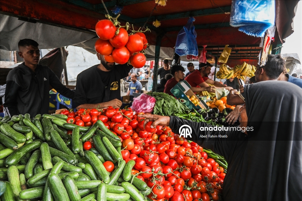 Han Yunus’ta ateşkes sonrası çarşılarda hareketlilik