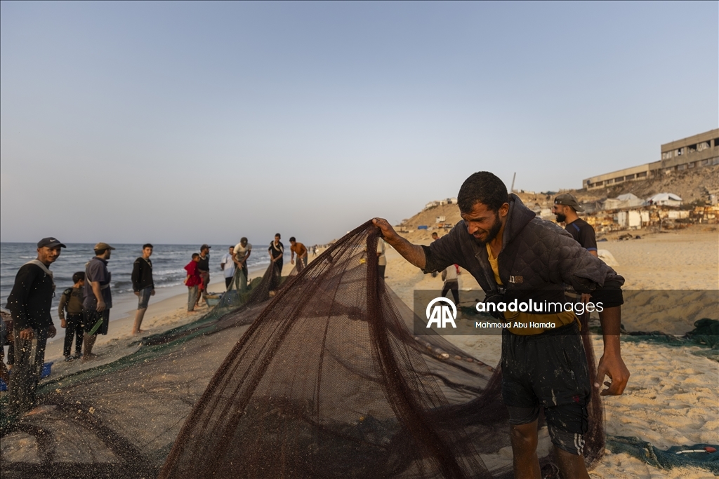 Nuseyrat Mülteci Kampı’nda Filistinli balıkçılar