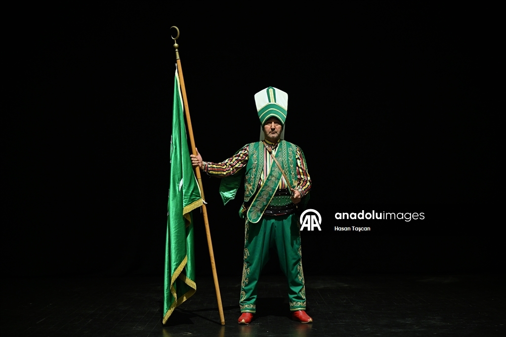 Kanuni'nin doğduğu Trabzon'da kurulan mehter takımı 30 yıldır kültürel mirası yaşatıyor