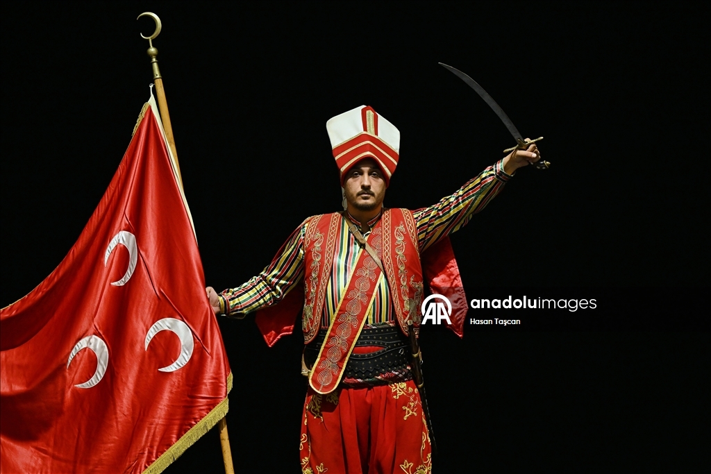 Kanuni'nin doğduğu Trabzon'da kurulan mehter takımı 30 yıldır kültürel mirası yaşatıyor