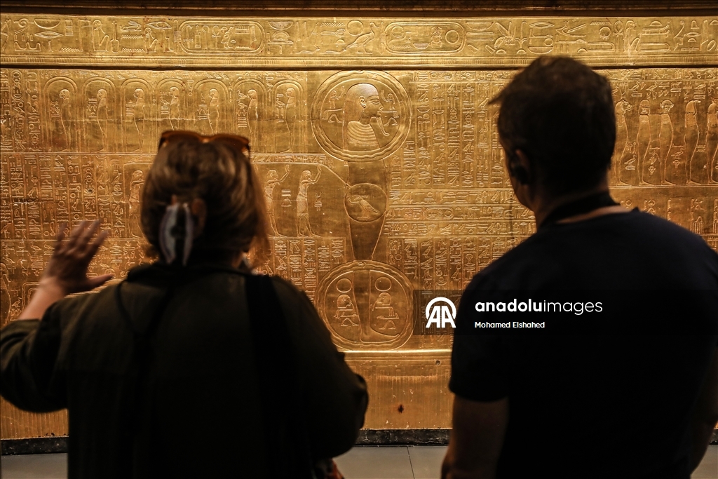 Antik Mısır'ın ünlü firavunlar dönemine ait eserlerin bulunduğu Büyük Mısır Müzesi