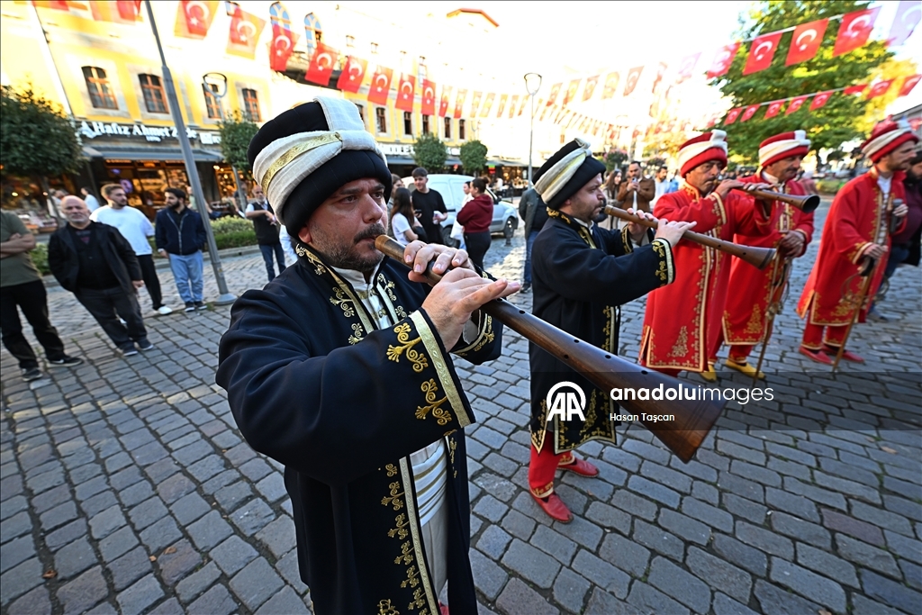 Kanuni'nin doğduğu Trabzon'da kurulan mehter takımı, 30 yıldır kültürel mirası yaşatıyor