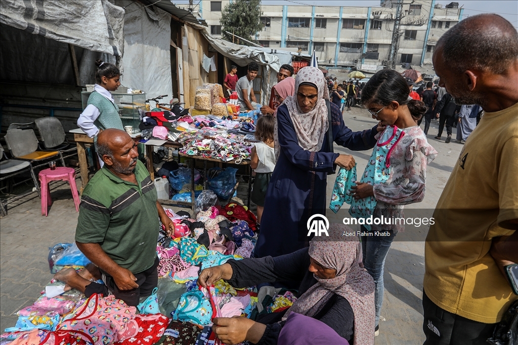 Han Yunus’ta ateşkes sonrası çarşılarda hareketlilik