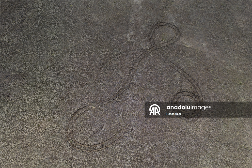 Belevi Gölü, yaşanan kuraklık nedeniyle alarm veriyor