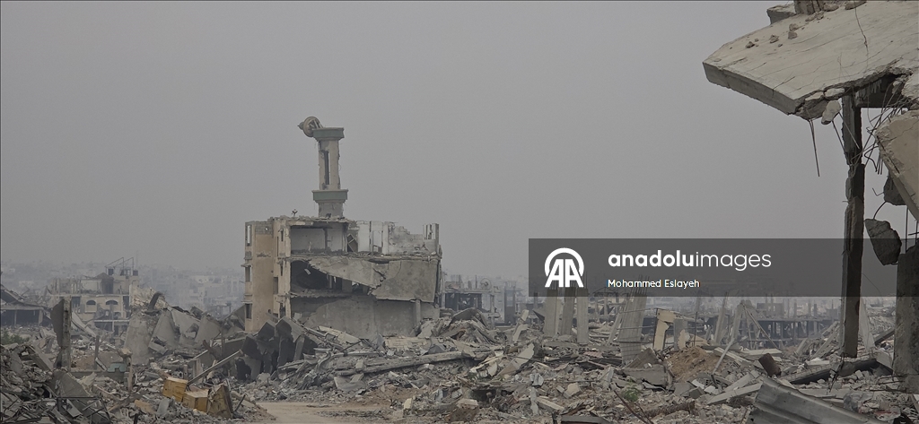 Разрушенная кольцевая развязка Бени-Сухейла и возвращение жителей в Хан-Юнусе