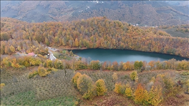 Природный парк Улугёль в турецкой провинции Орду окрасился в осенние краски