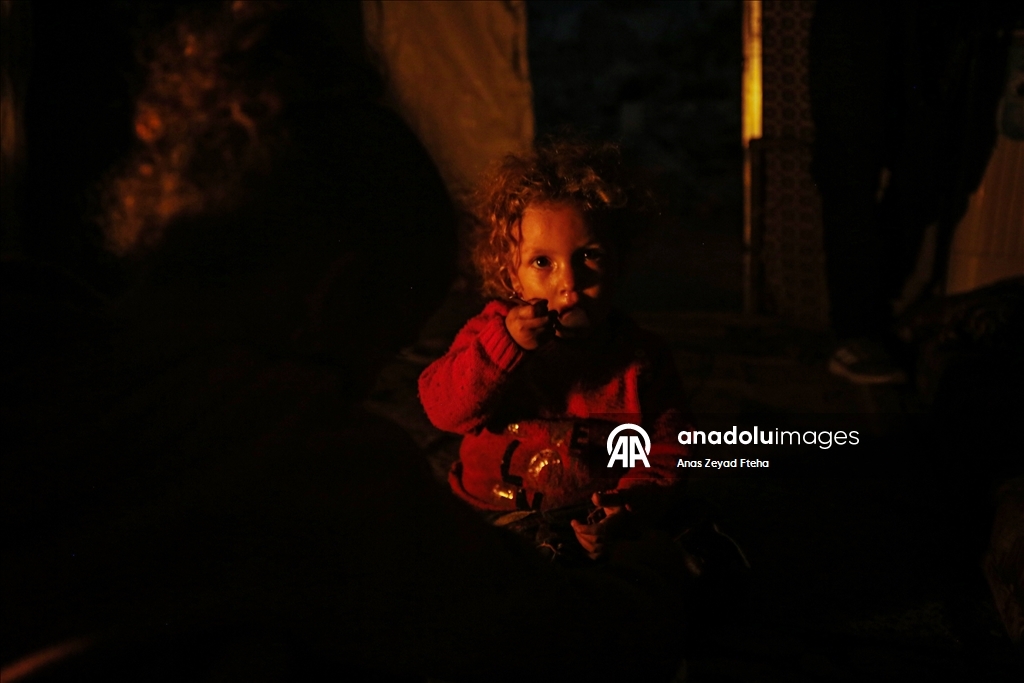 Families in Gaza Light Fires to Survive Without Electricity