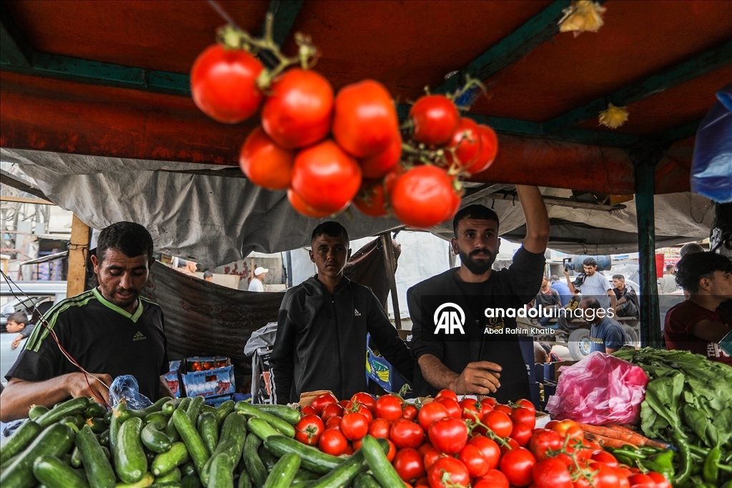 Оживление на рынках Хан-Юнуса после заключения соглашения о прекращении огня