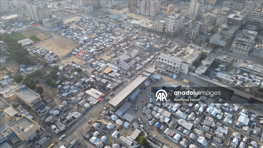 Geçmişte spor aktivitelerine ev sahipliği yapan Yermük Stadı Filistinlilerin barınma merkezi haline geldi