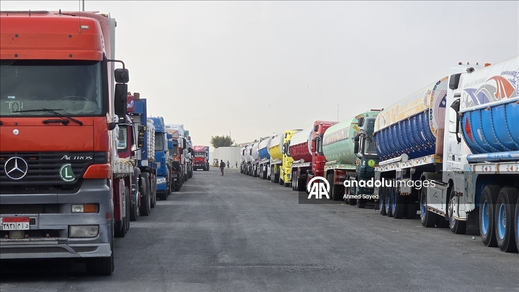 Гуманитарные грузы продолжают поступать в Газу