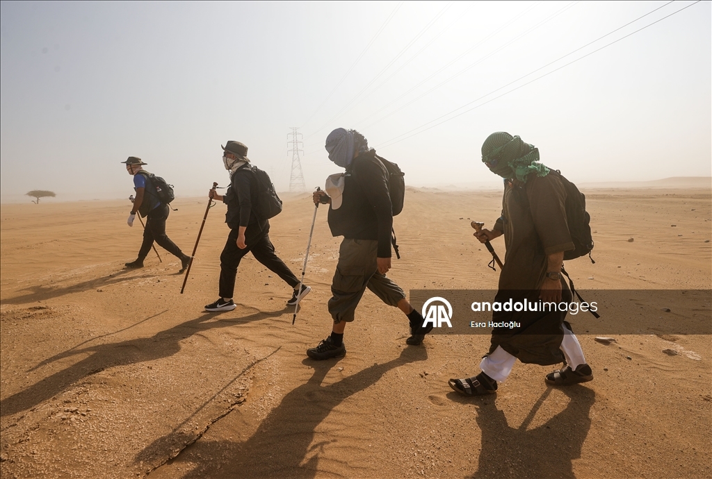 International pilgrims in their spiritual journey in Mecca