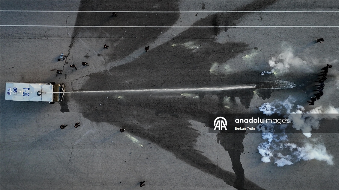 AA'nın savaş muhabirliği eğitiminde gazeteciler sahada karşılaşacakları koşullara hazırlandı