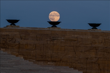 Full moon in Turkish Capital