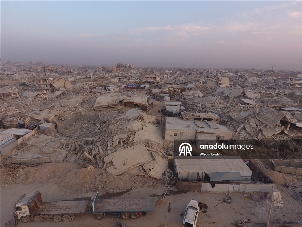 İsrail'in Gazze’nin batısındaki Şeyh Aclin Mahallesi'nde bıraktığı yıkım havadan görüntülendi