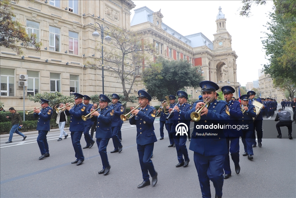 В Азербайджане прошли шествия в честь пятой годовщины Победы в Карабахе