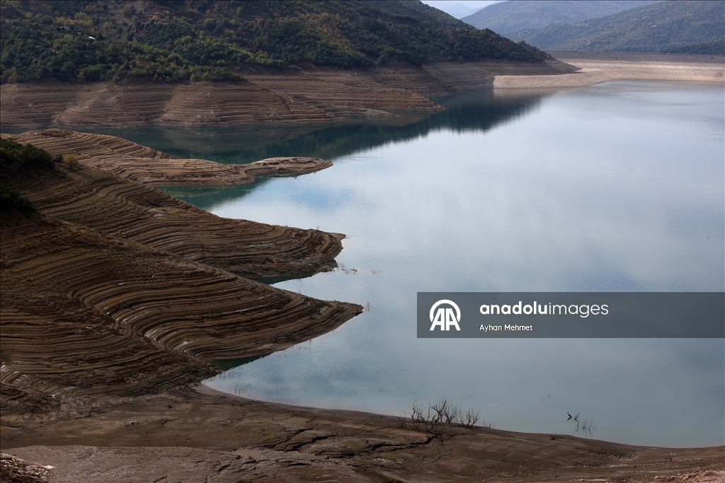 Athens and its surrounding areas experience serious water shortages 