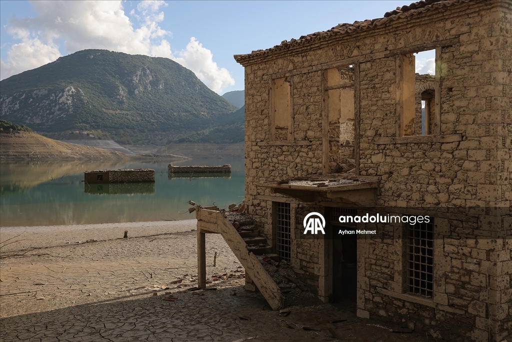 Yunan Profesör Hacibiros, Atina ve çevresinde ciddi su sıkıntısı yaşandığını belirtti