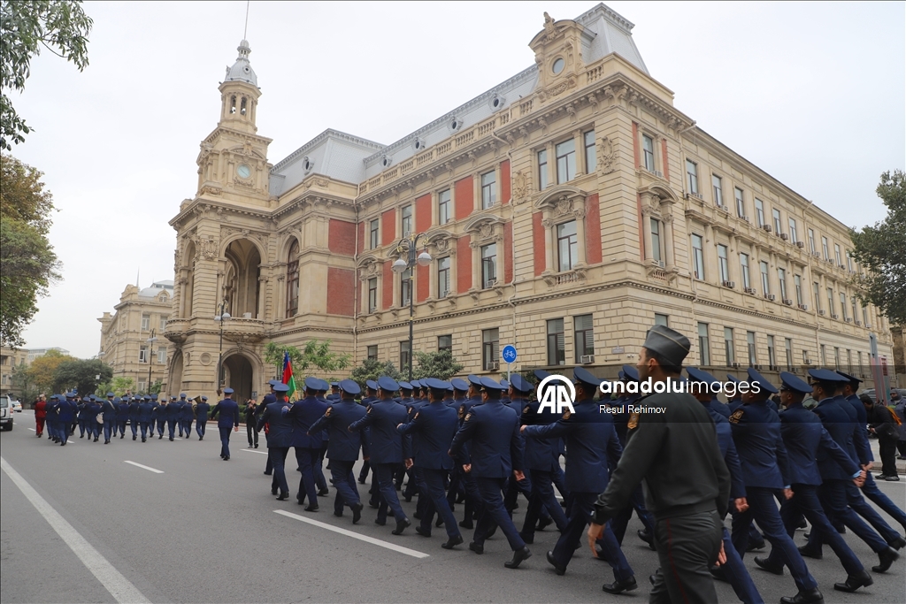 В Азербайджане прошли шествия в честь пятой годовщины Победы в Карабахе