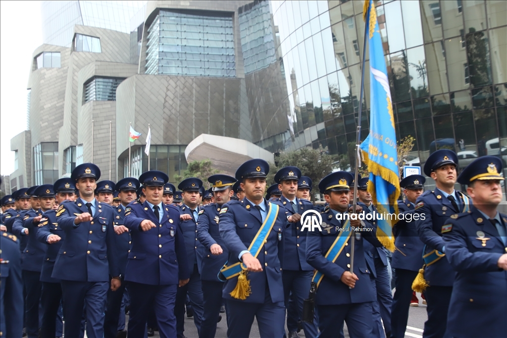 В Азербайджане прошли шествия в честь пятой годовщины Победы в Карабахе