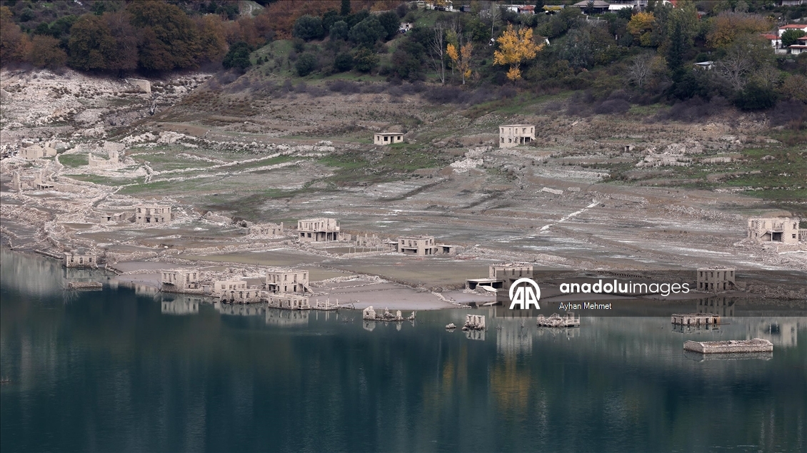 Athens and its surrounding areas experience serious water shortages 