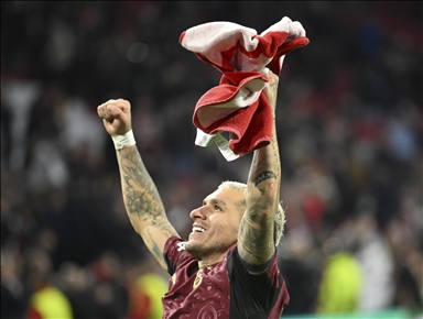 «Галатасарай» разгромил «Аякс» в четвертом туре Лиги чемпионов УЕФА