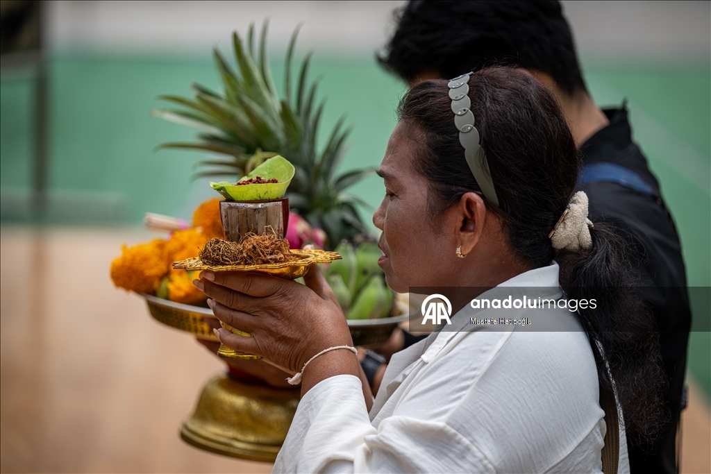 Tayland’ın Nakhon şehrindeki "Suan Rak Parkı" doğal güzelliği ve kültürel mirasıyla öne çıkıyor