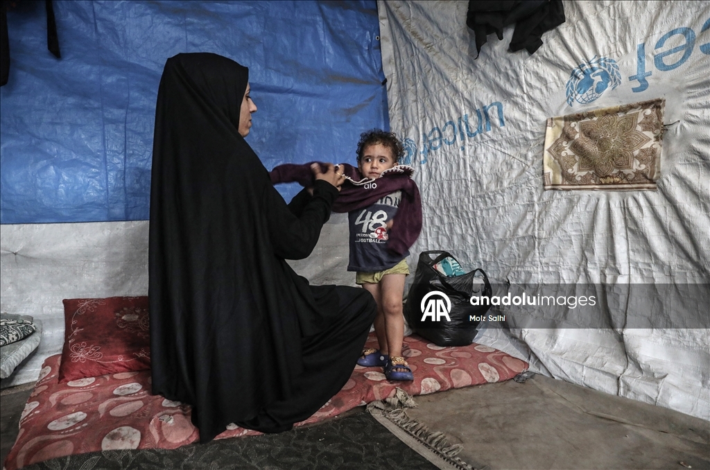 Gazze'de Filistinli kadınların zorlu yaşam mücadelesi
