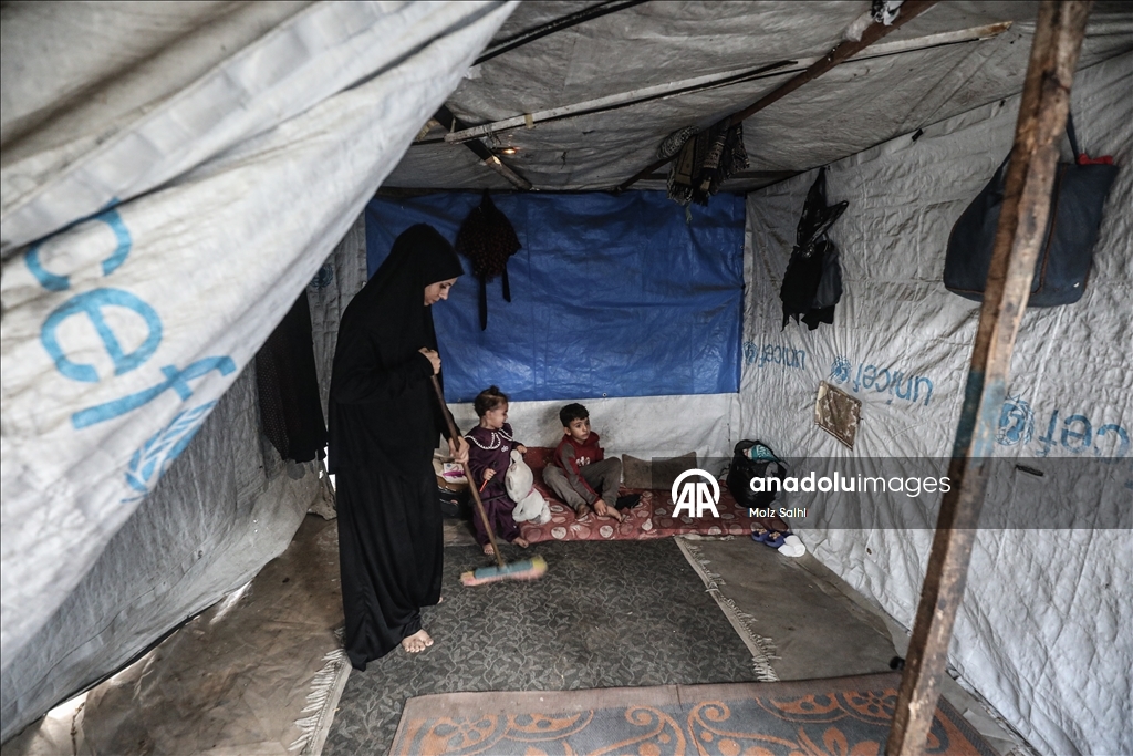 Gazze'de Filistinli kadınların zorlu yaşam mücadelesi