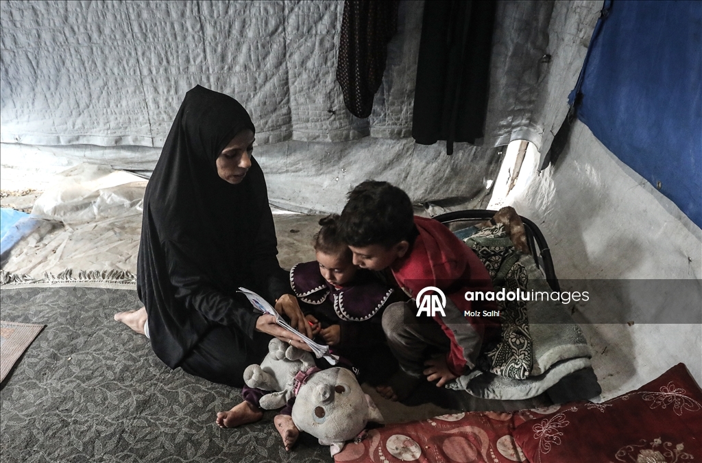 Gazze'de Filistinli kadınların zorlu yaşam mücadelesi