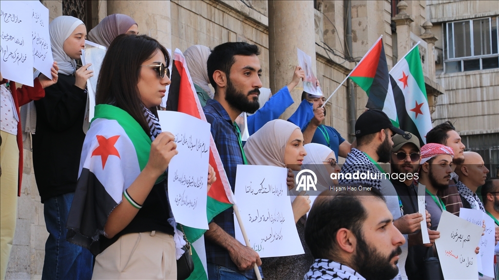 سوريا.. عشرات يتظاهرون في دمشق للتضامن مع غزة والسودان
