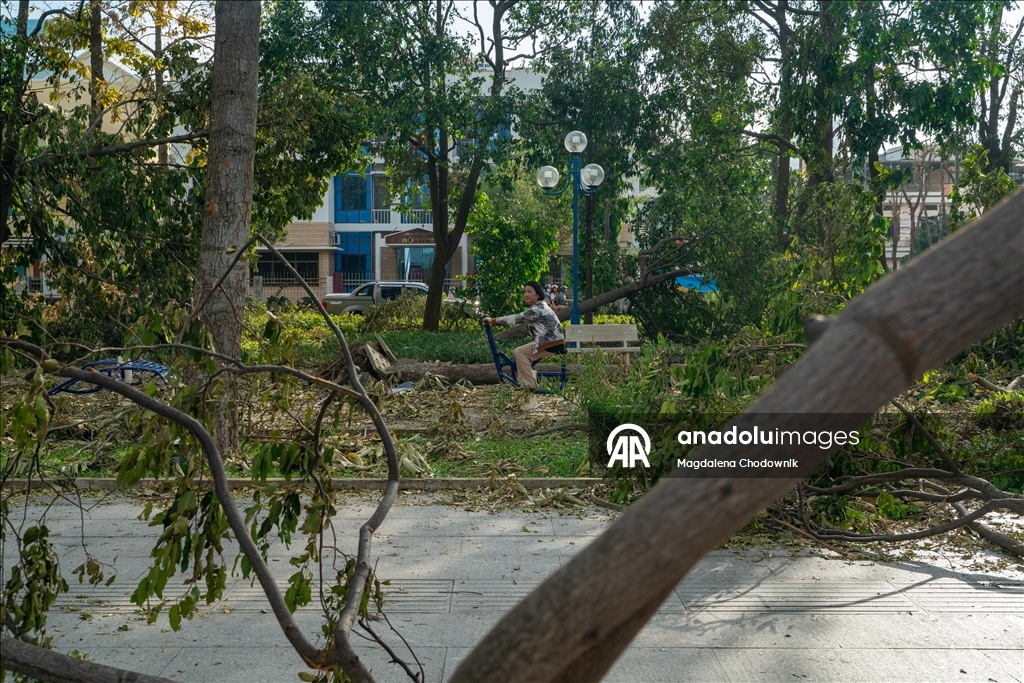 Vietnam'da Kalmaegi Tayfunu etkisini gösterdi