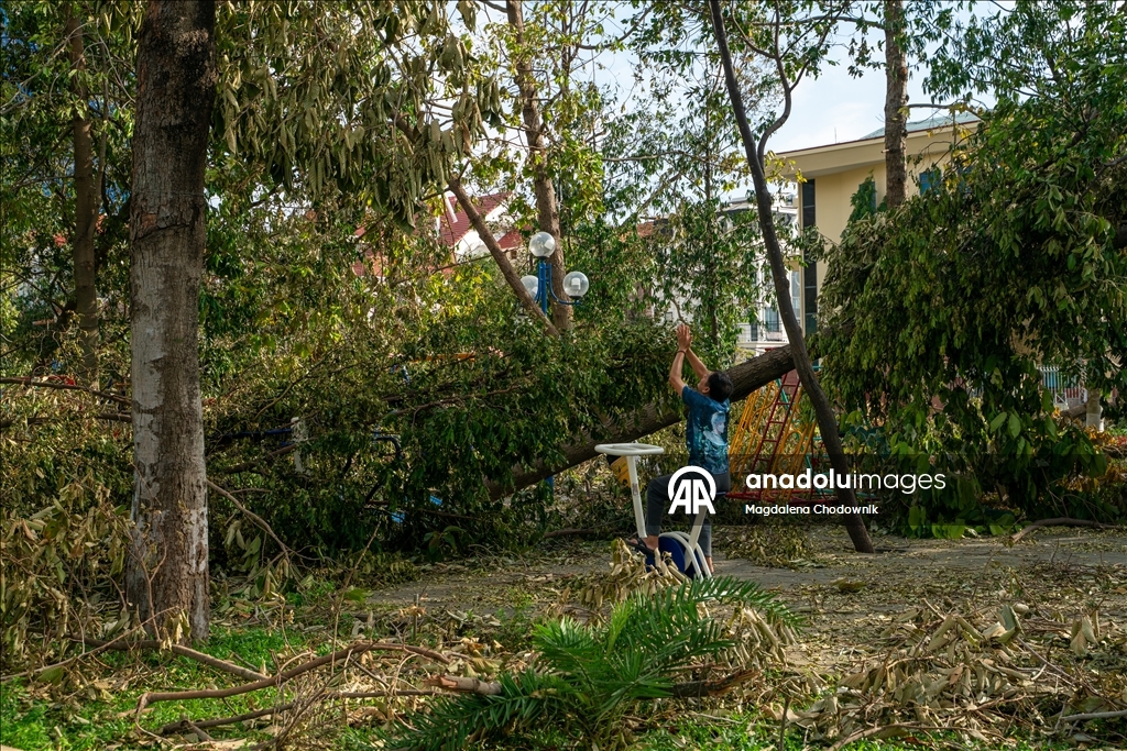 Vietnam'da Kalmaegi Tayfunu etkisini gösterdi