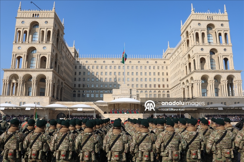 Cumhurbaşkanı Erdoğan, Azerbaycan’ın Zafer Günü Töreni’ne katıldı