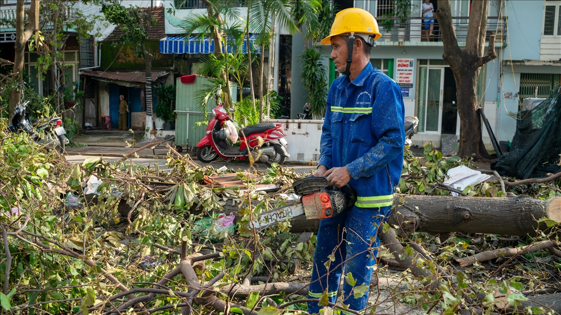 Vietnam'da Kalmaegi Tayfunu etkisini gösterdi
