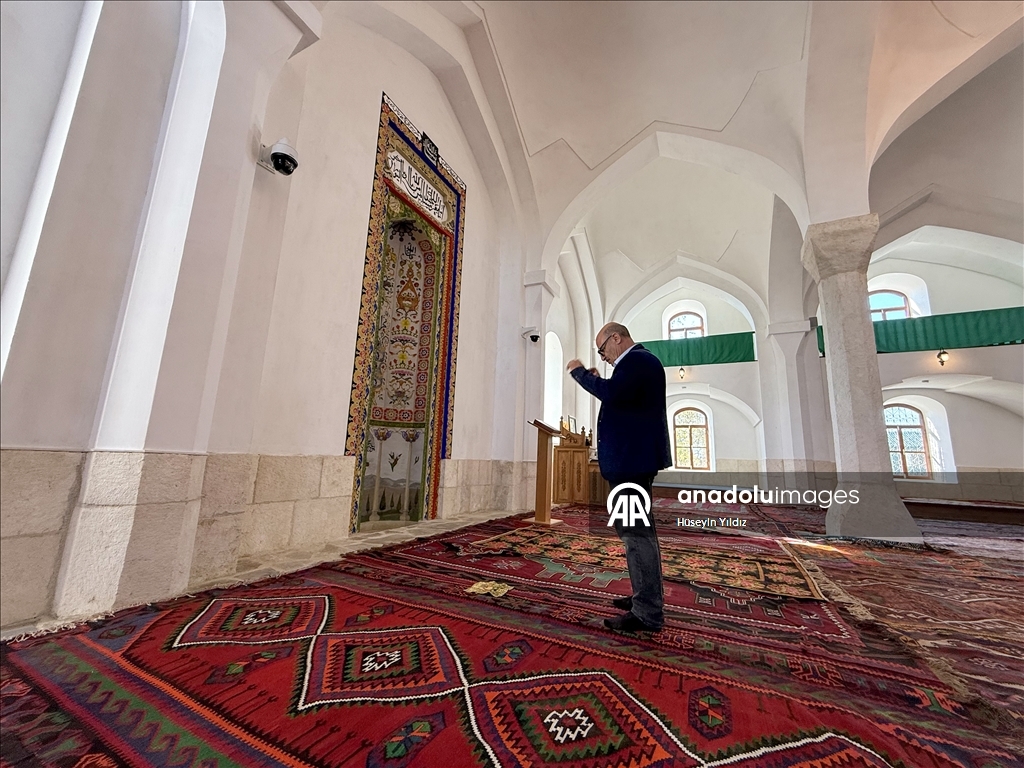 أذربيجان تكمل ترميم مسجد الجمعة التاريخي في إقليم "قره باغ"