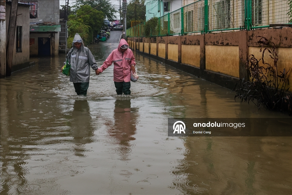 Супертайфун «Фунг-Вонг» обрушился на Филиппины: эвакуированы более 900 тыс. человек