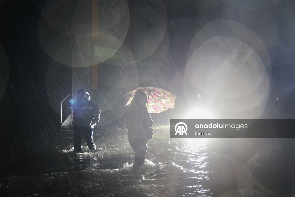 Süper Tayfun Fung-Wong Filipinler’i vurdu: 900 binden fazla kişi tahliye edildi