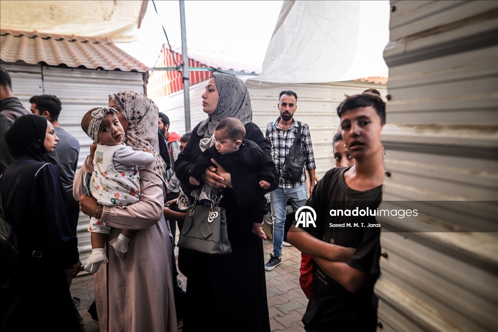 غزة.. انطلاق حملة تطعيم للأطفال دون سن الثالثة