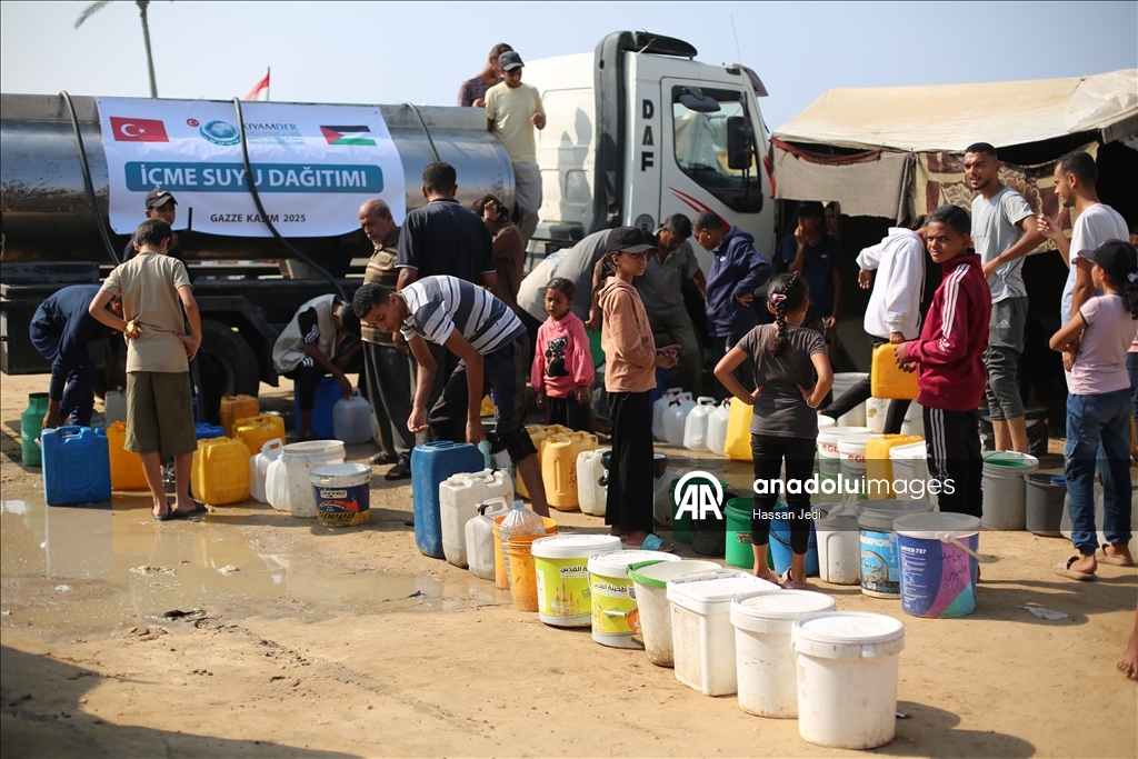 KIYAMDER'den su krizinin yaşandığı Gazze'ye su dağıtımı 