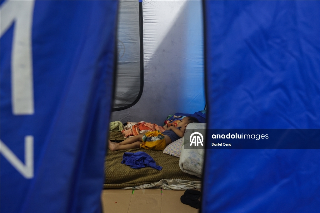 Супертайфун «Фунг-Вонг» обрушился на Филиппины: эвакуированы более 900 тыс. человек