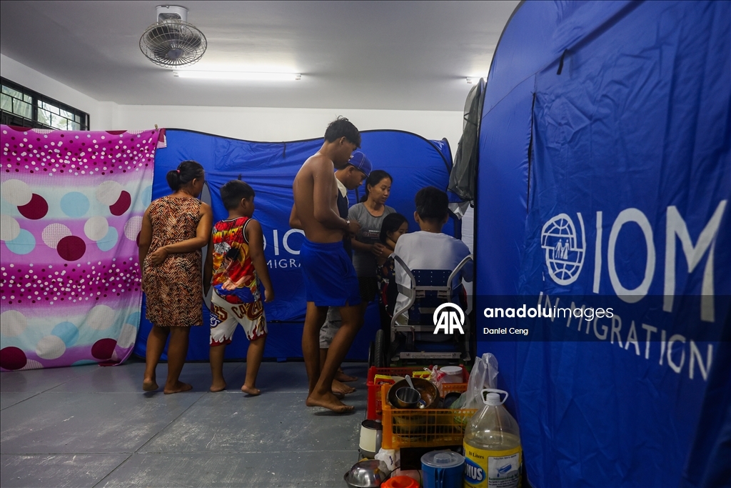 Супертайфун «Фунг-Вонг» обрушился на Филиппины: эвакуированы более 900 тыс. человек