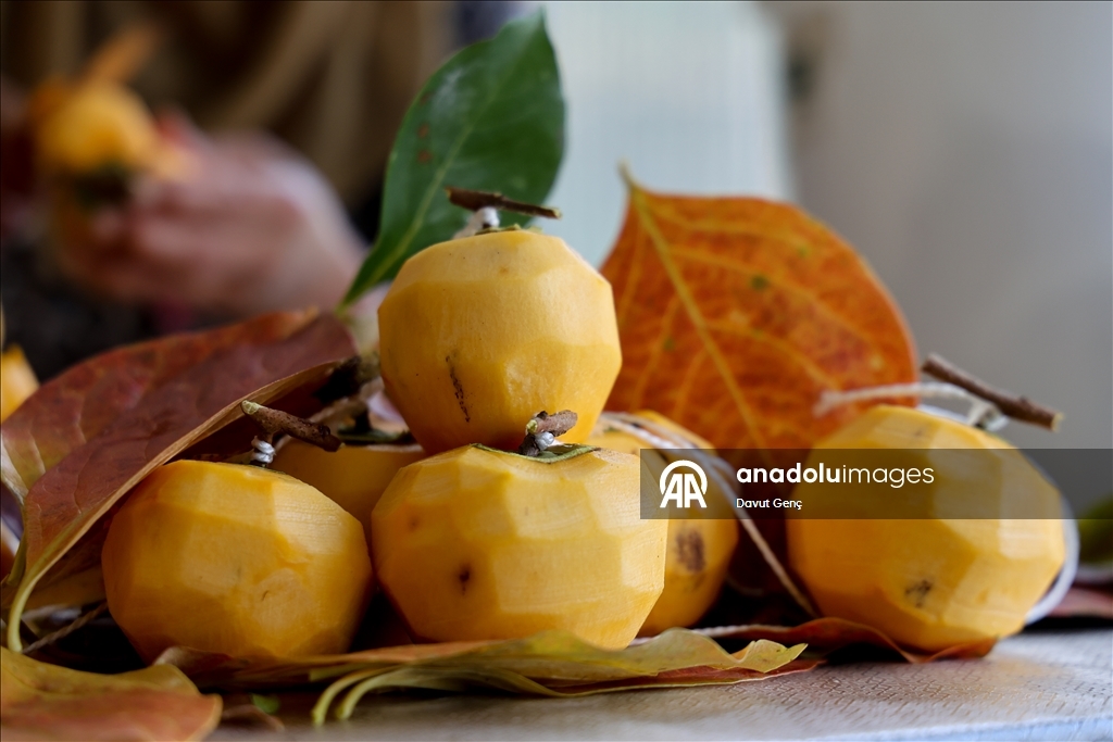 نساء كوجة علي يرفعن شهرة "برسيمون" في أسواق تركيا