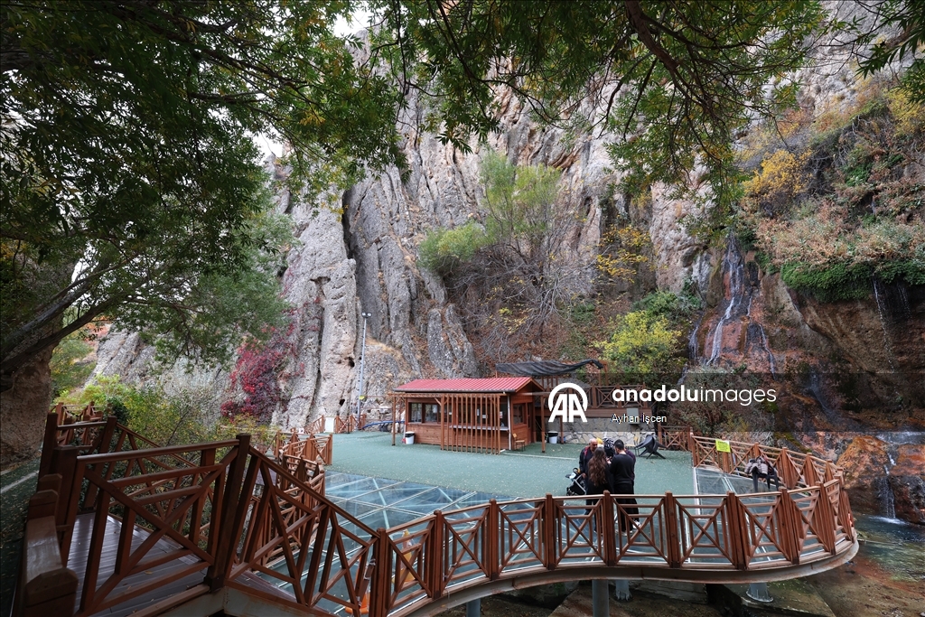 Водопад Гюнпынар в осенних красках