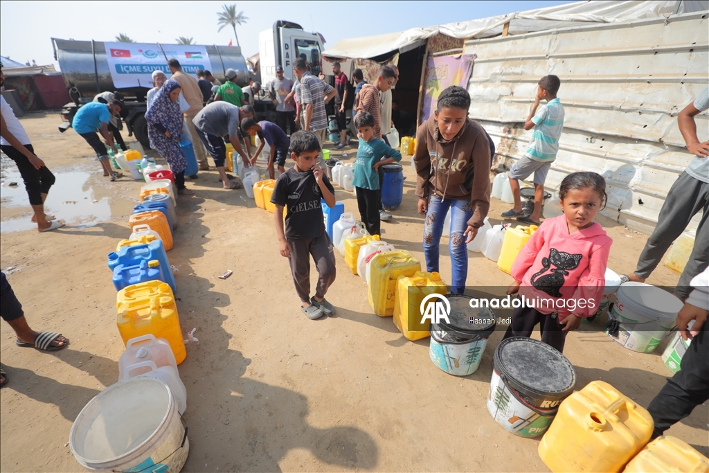 KIYAMDER'den su krizinin yaşandığı Gazze'ye su dağıtımı 