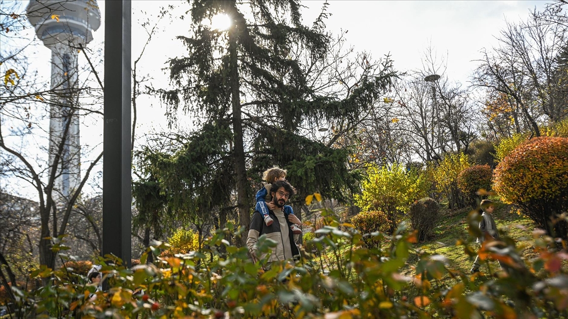 Başkentte güneşli sonbahar