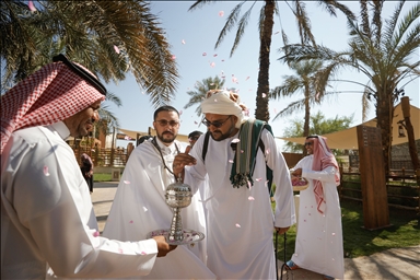 Hijrah route completed by Muslims from around the world