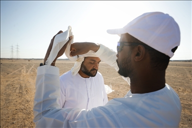 على خطى النبي.. مسلمون يختتمون رحلة من مكة إلى المدينة