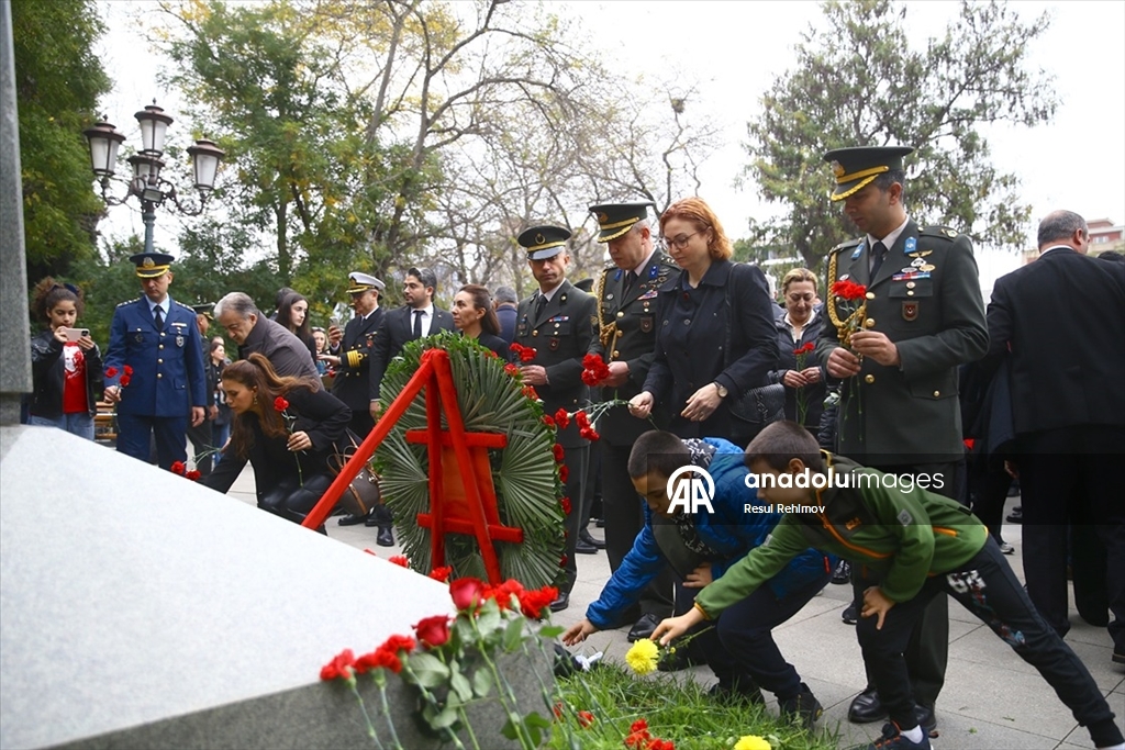 Büyük Önder Atatürk dünyada törenlerle anılıyor