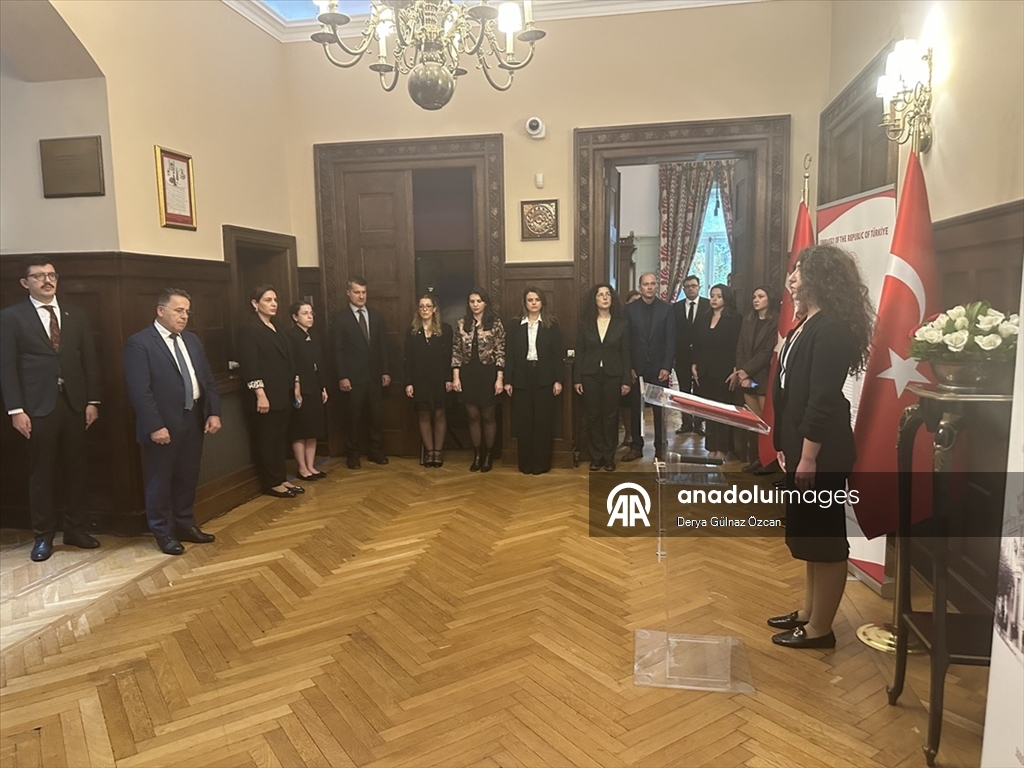 Büyük Önder Atatürk dünyada törenlerle anılıyor